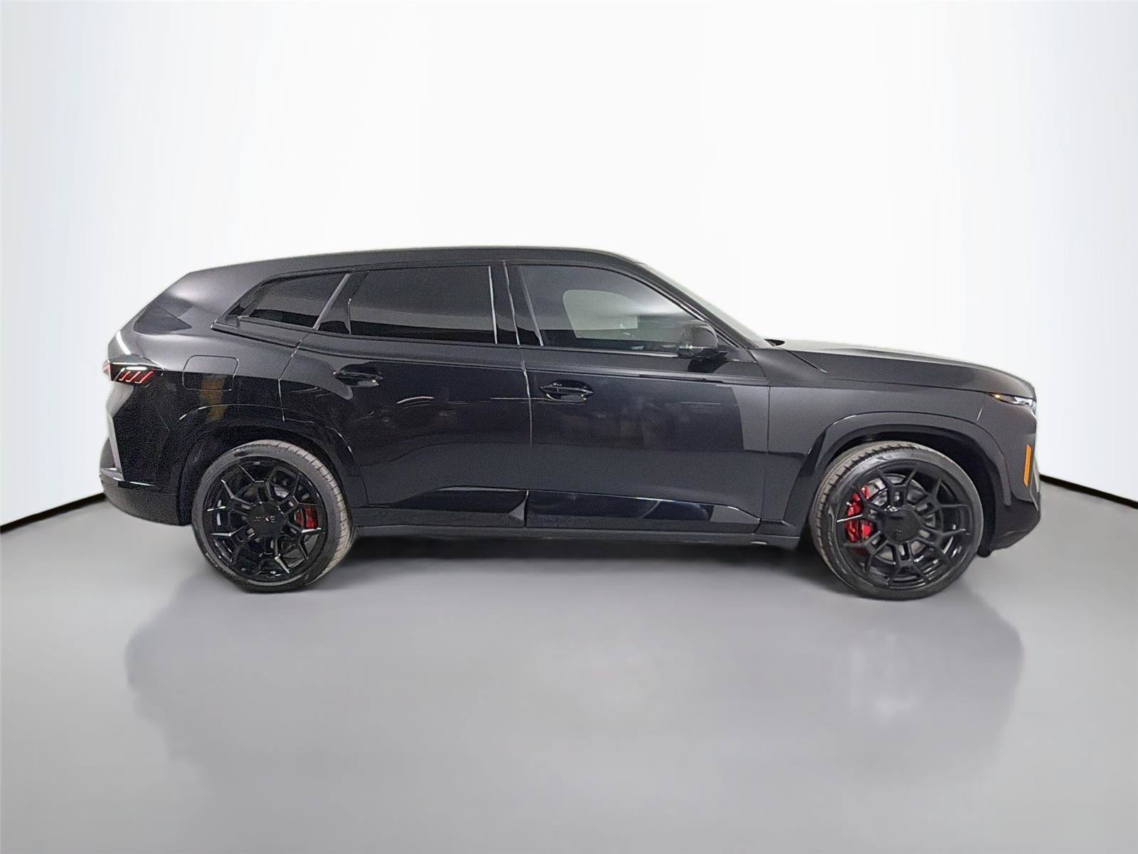New 2026 BMW XM Label Red AWD/4WD image 4