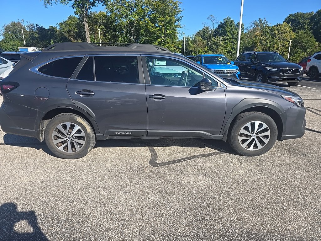 Certified 2023 Subaru Outback Premium AWD/4WD image 2