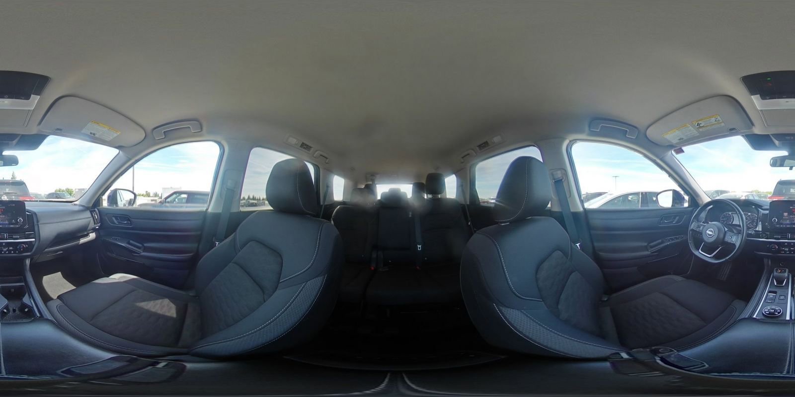 Used 2025 Nissan Pathfinder SV AWD/4WD image 45