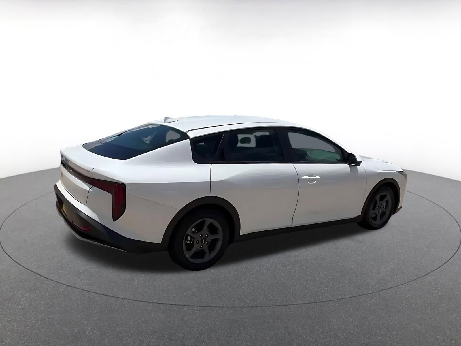 Used 2025 Kia K4 FWD image 12