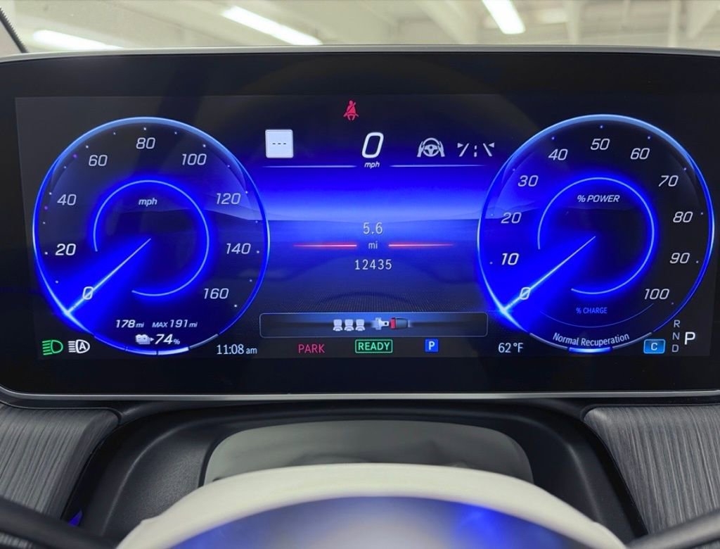 Certified 2023 Mercedes-Benz EQE 350+ 4MATIC SUV w/ Exclusive Trim Package image 18