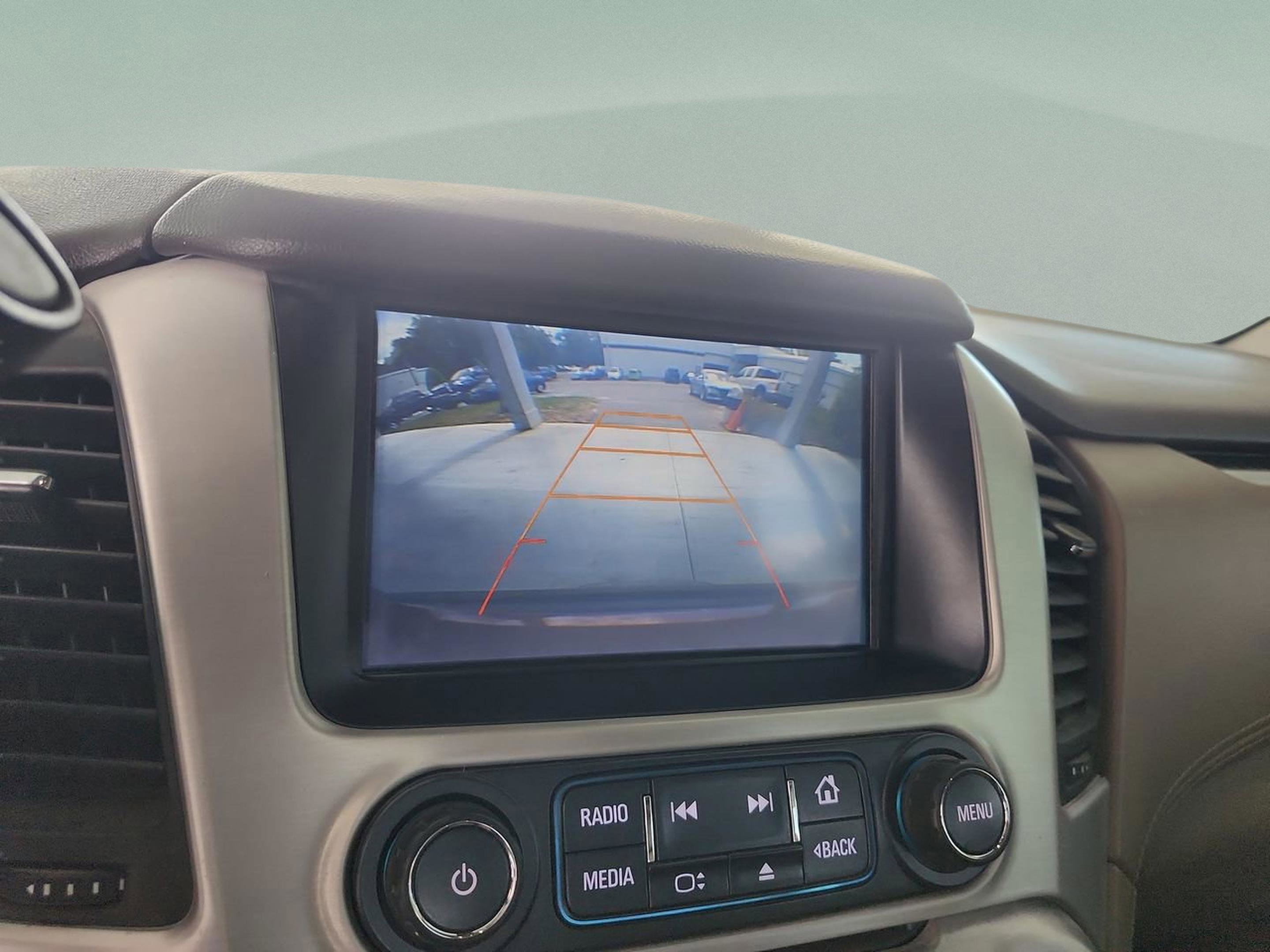 Used 2017 GMC Yukon SLT w/ Premium Edition AWD/4WD image 23