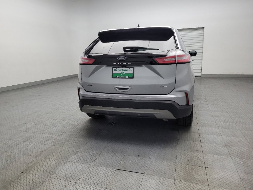 Used 2024 Ford Edge SEL image 7