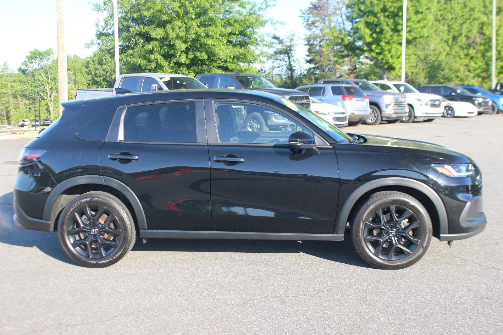Used 2024 Honda HR-V Sport image 7