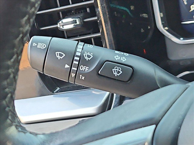 Used 2022 Chevrolet Silverado 1500 LT w/ Protection Package RWD image 25