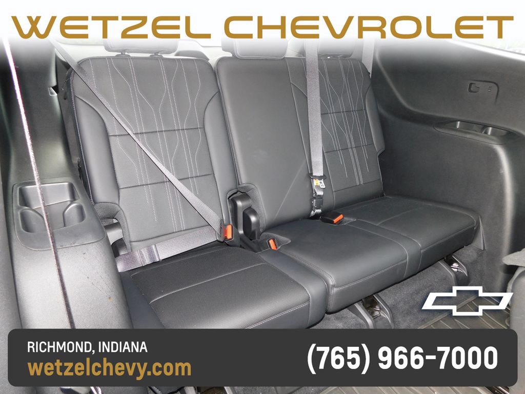 Used 2025 Buick Enclave Avenir w/ Super Cruise Package AWD/4WD image 34