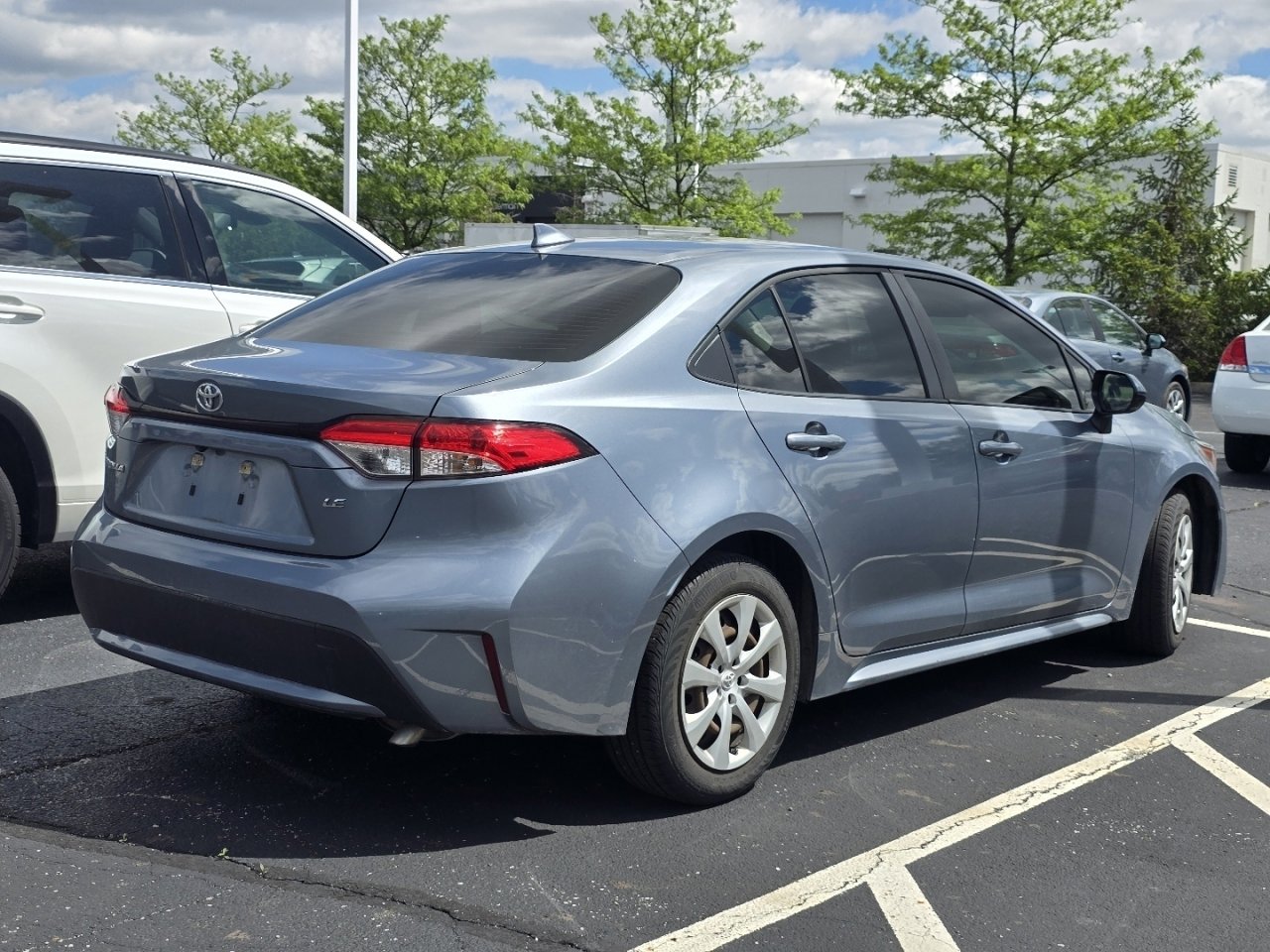 Used 2020 Toyota Corolla LE image 7