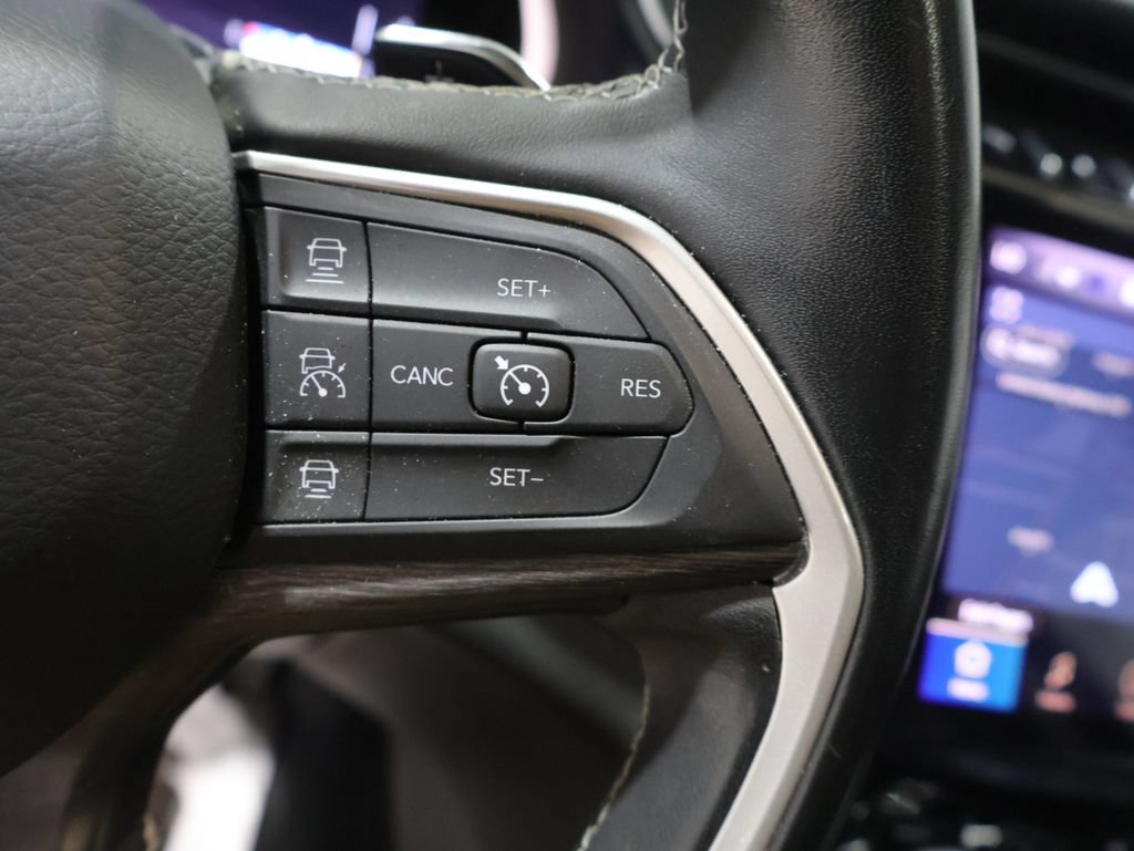 Certified 2021 Jeep Grand Cherokee L Limited w/ Luxury Tech Group II AWD/4WD image 38