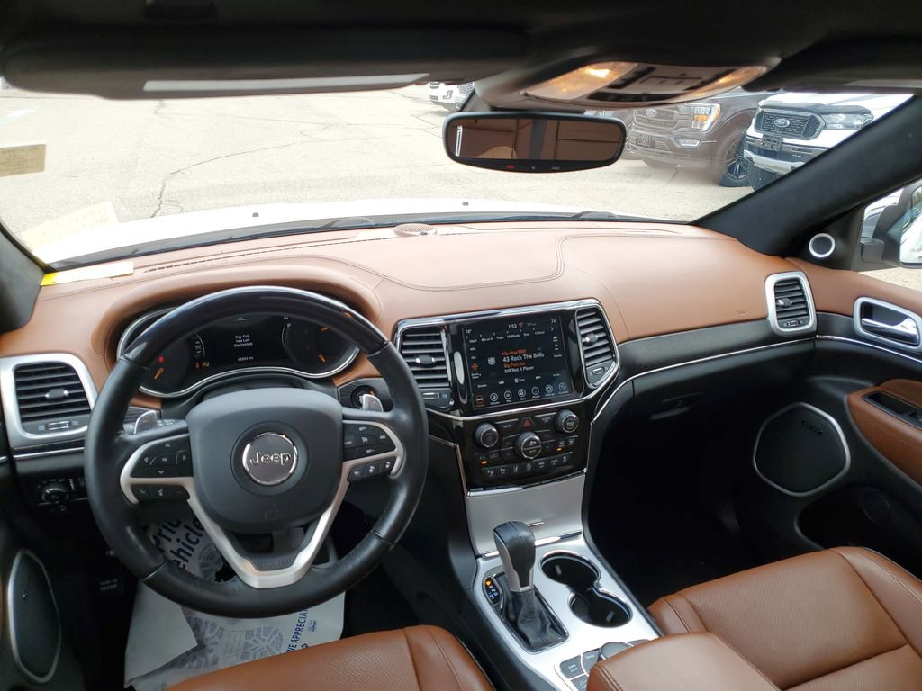 Used 2021 Jeep Grand Cherokee Summit AWD/4WD image 31