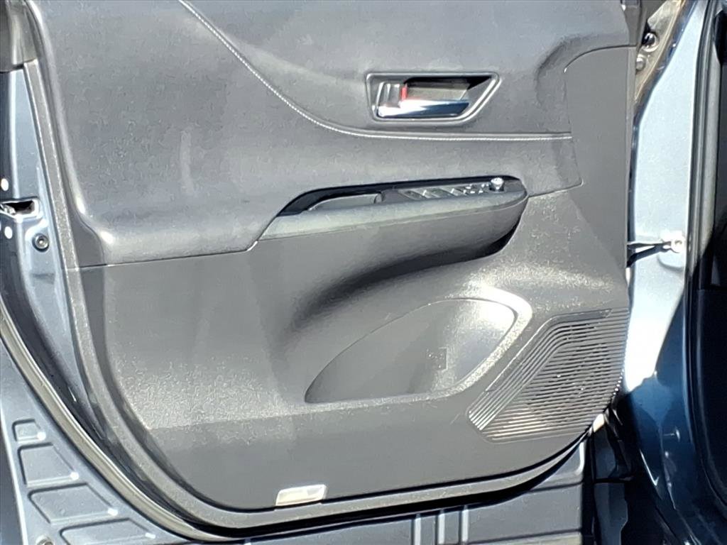 Certified 2023 Toyota Venza LE image 13