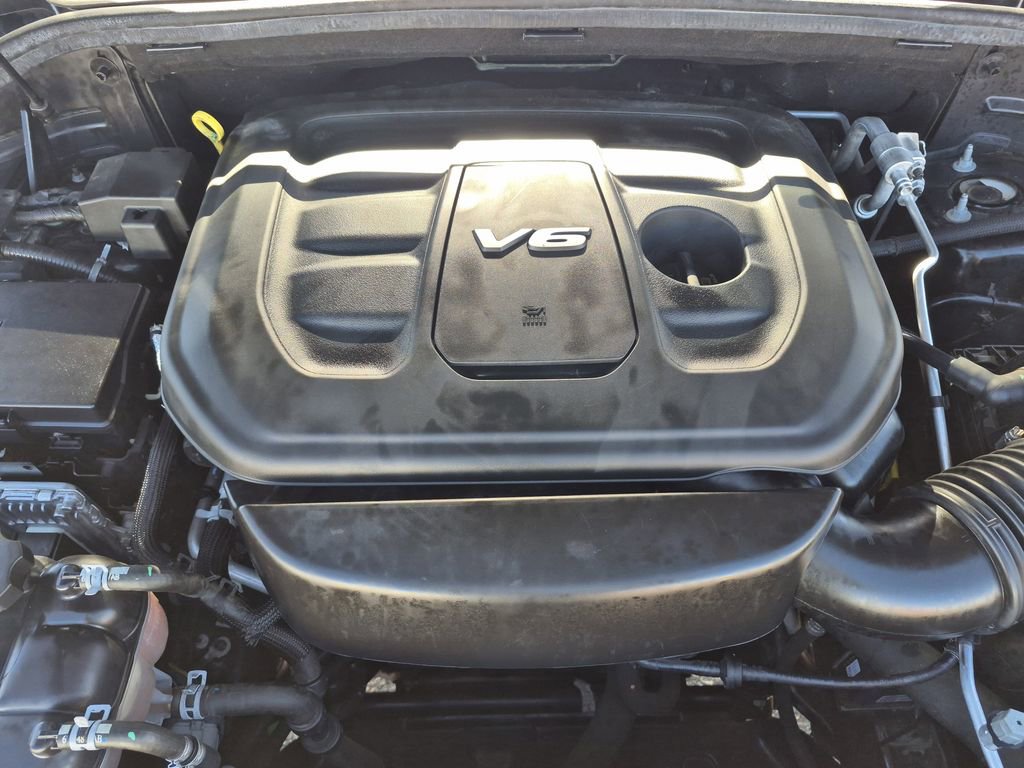 Used 2017 Jeep Grand Cherokee Limited w/ Luxury Group II image 17