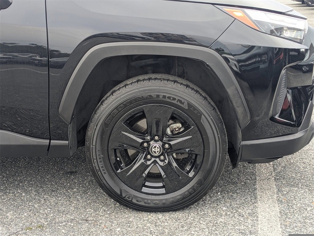 Used 2023 Toyota RAV4 XLE image 11