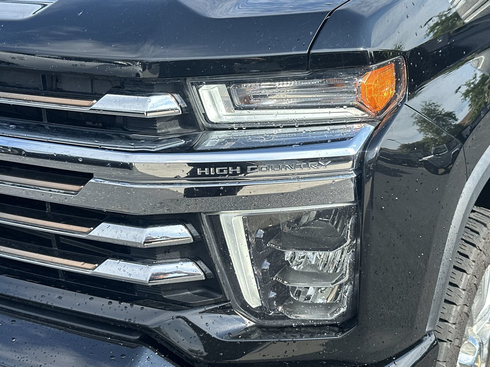 Used 2022 Chevrolet Silverado 2500 High Country w/ Safety Package II AWD/4WD image 11