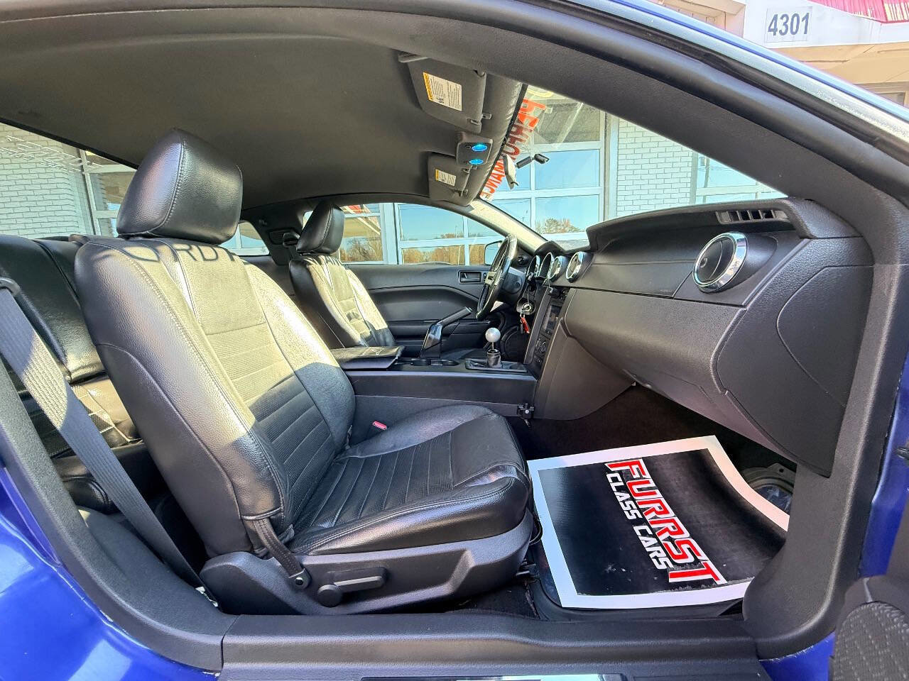 Used 2005 Ford Mustang GT Premium image 26