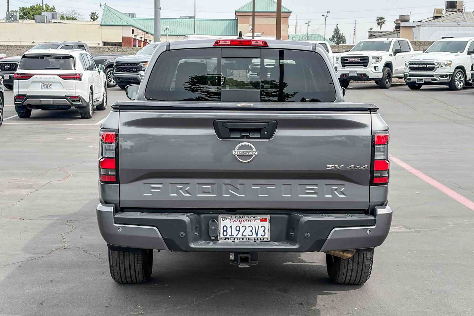 Used 2023 Nissan Frontier SV w/ SV Premium Package image 3