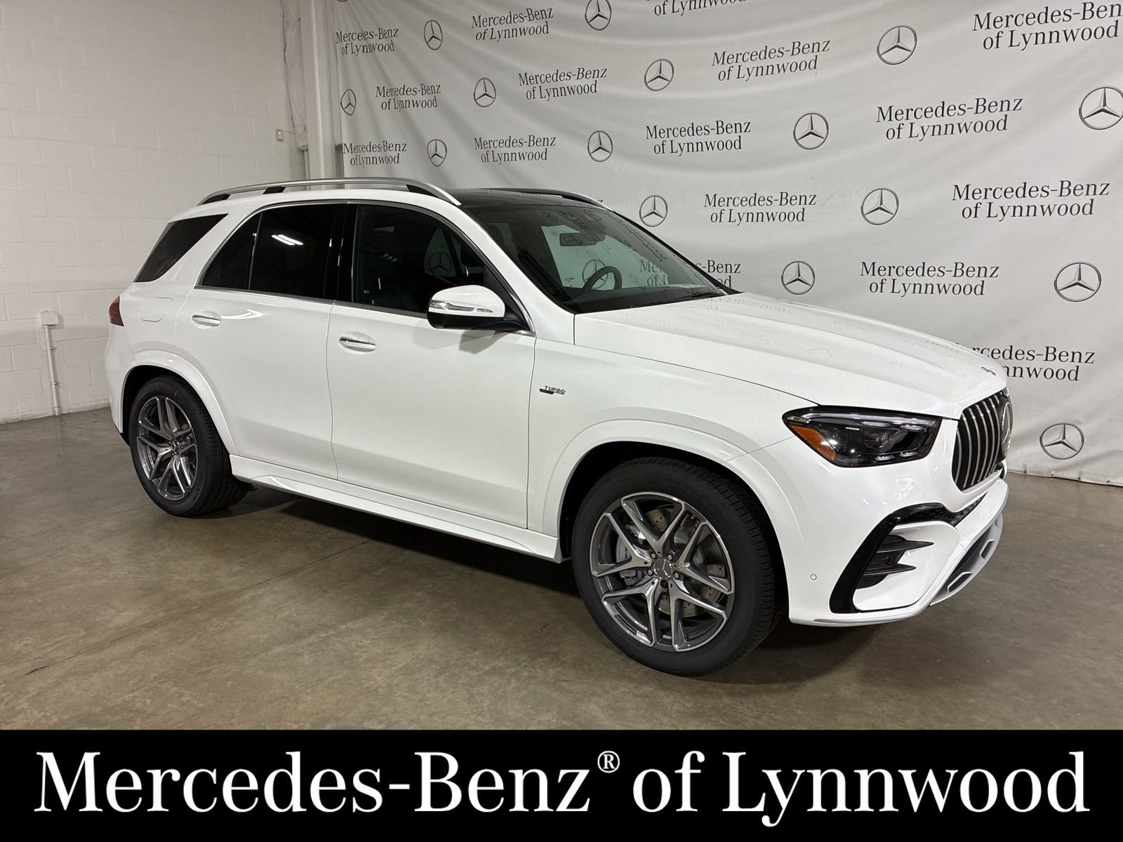 New 2026 Mercedes-Benz GLE 53 AMG 4MATIC video 1