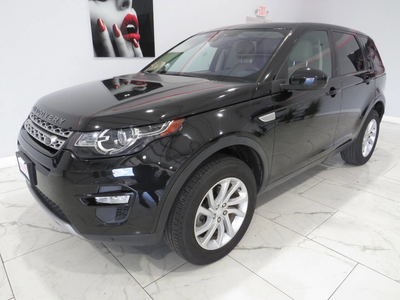 Used 2019 Land Rover Discovery Sport AWD/4WD image 5