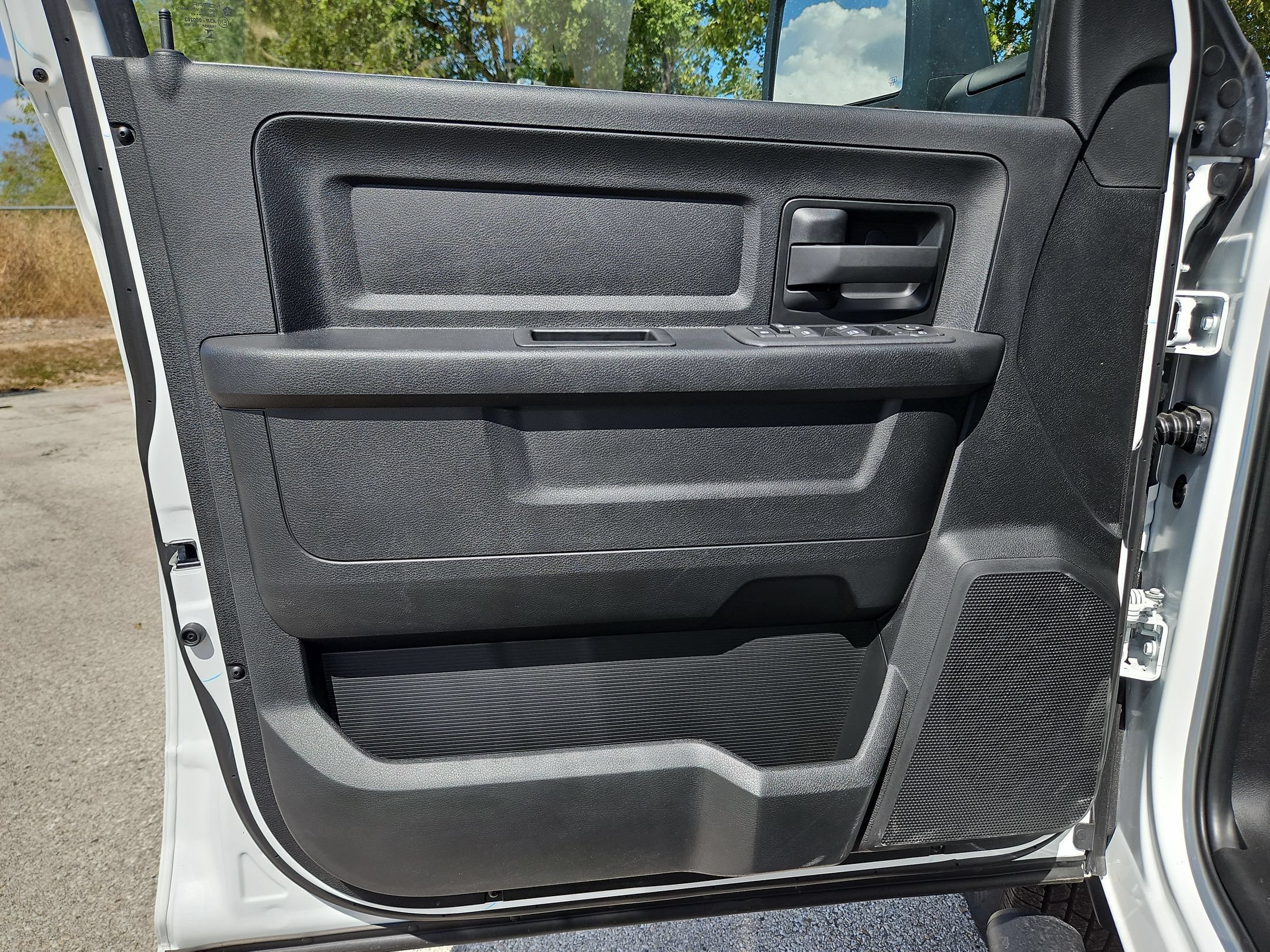 New 2026 RAM 3500 Tradesman AWD/4WD image 11