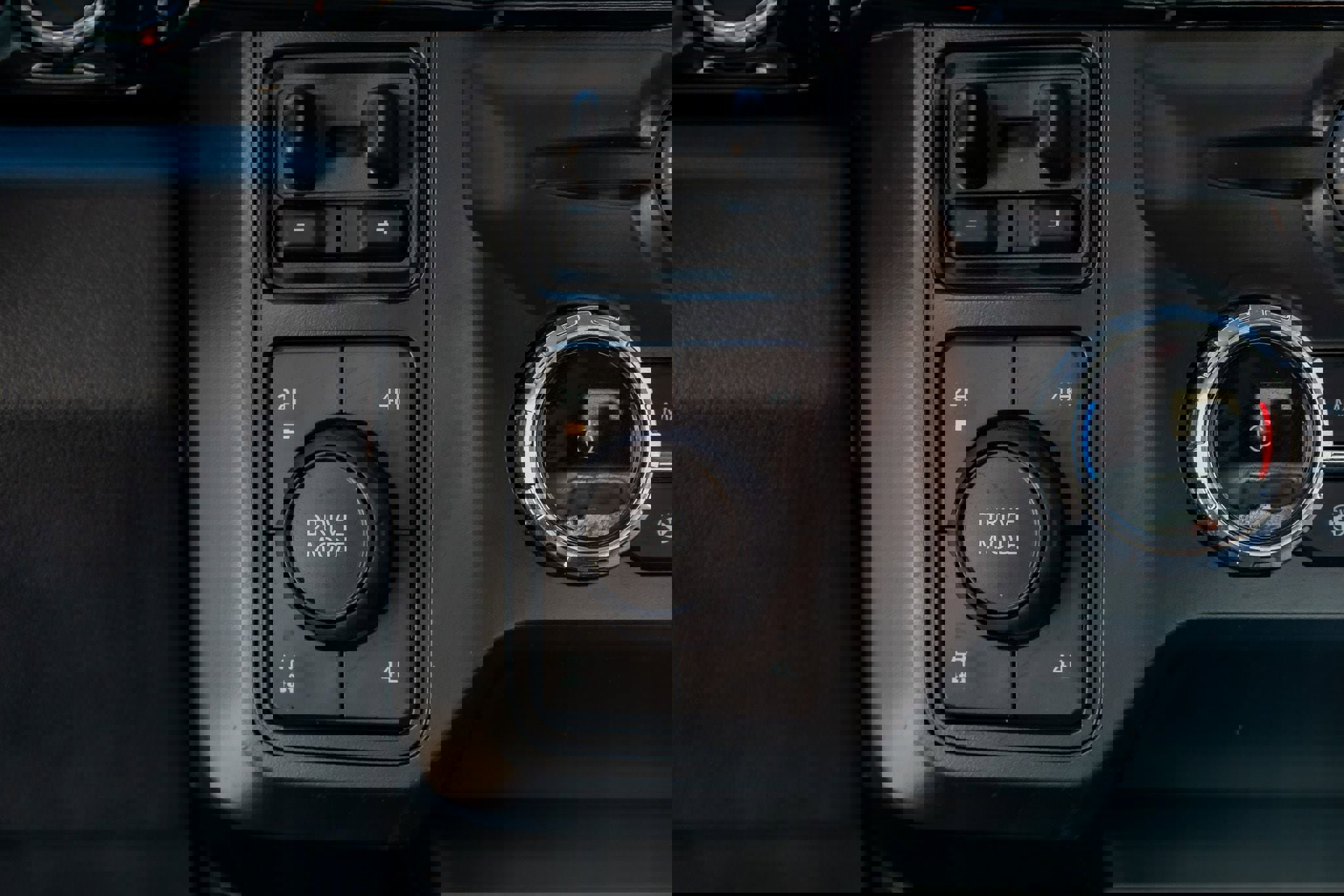 Used 2024 Ford F250 Lariat w/ Lariat Ultimate Package image 23