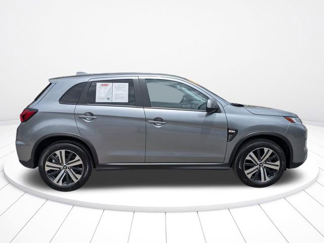Used 2025 Mitsubishi Outlander Sport ES image 3