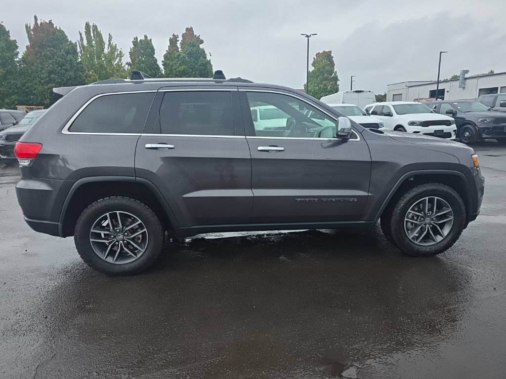 Used 2018 Jeep Grand Cherokee Limited AWD/4WD image 6
