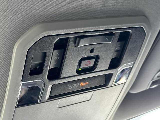 Used 2023 Toyota Sequoia Limited image 29