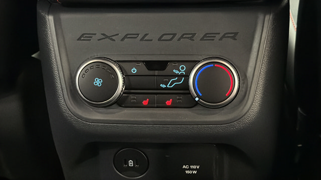 Used 2026 Ford Explorer ST-Line w/ ST-Line Street Pack AWD/4WD image 36