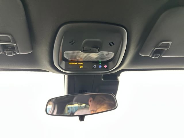 Used 2025 Buick Envista Preferred w/ Convenience I Package image 24