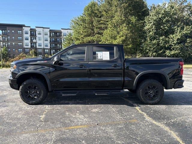 Used 2023 Chevrolet Silverado 1500 ZR2 w/ Technology Package AWD/4WD image 8