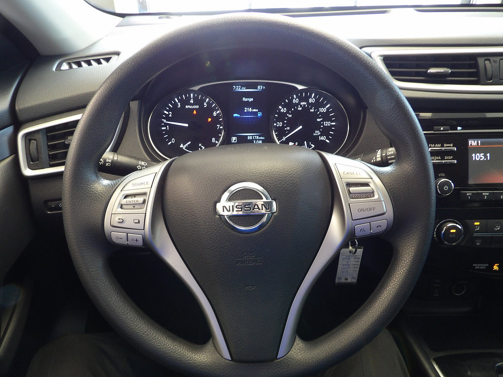 Used 2016 Nissan Rogue S FWD image 27