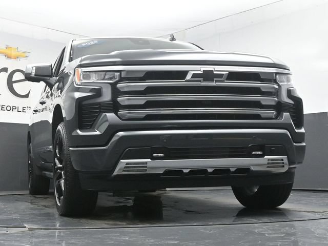 Certified 2026 Chevrolet Silverado 1500 High Country AWD/4WD image 3