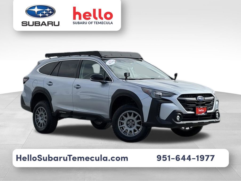 Used 2024 Subaru Outback Premium AWD/4WD image 1