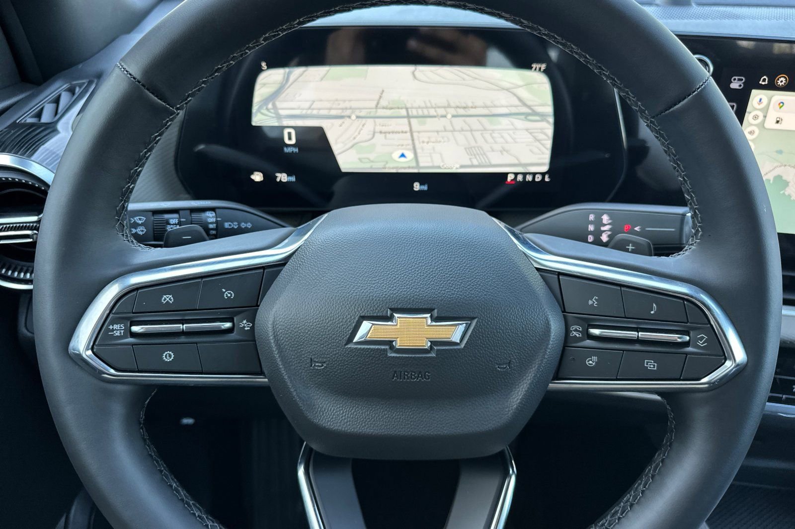 New 2026 Chevrolet Equinox LT w/ Convenience Package II FWD image 24