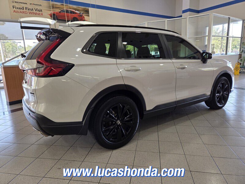 Used 2024 Honda CR-V Sport Touring image 4