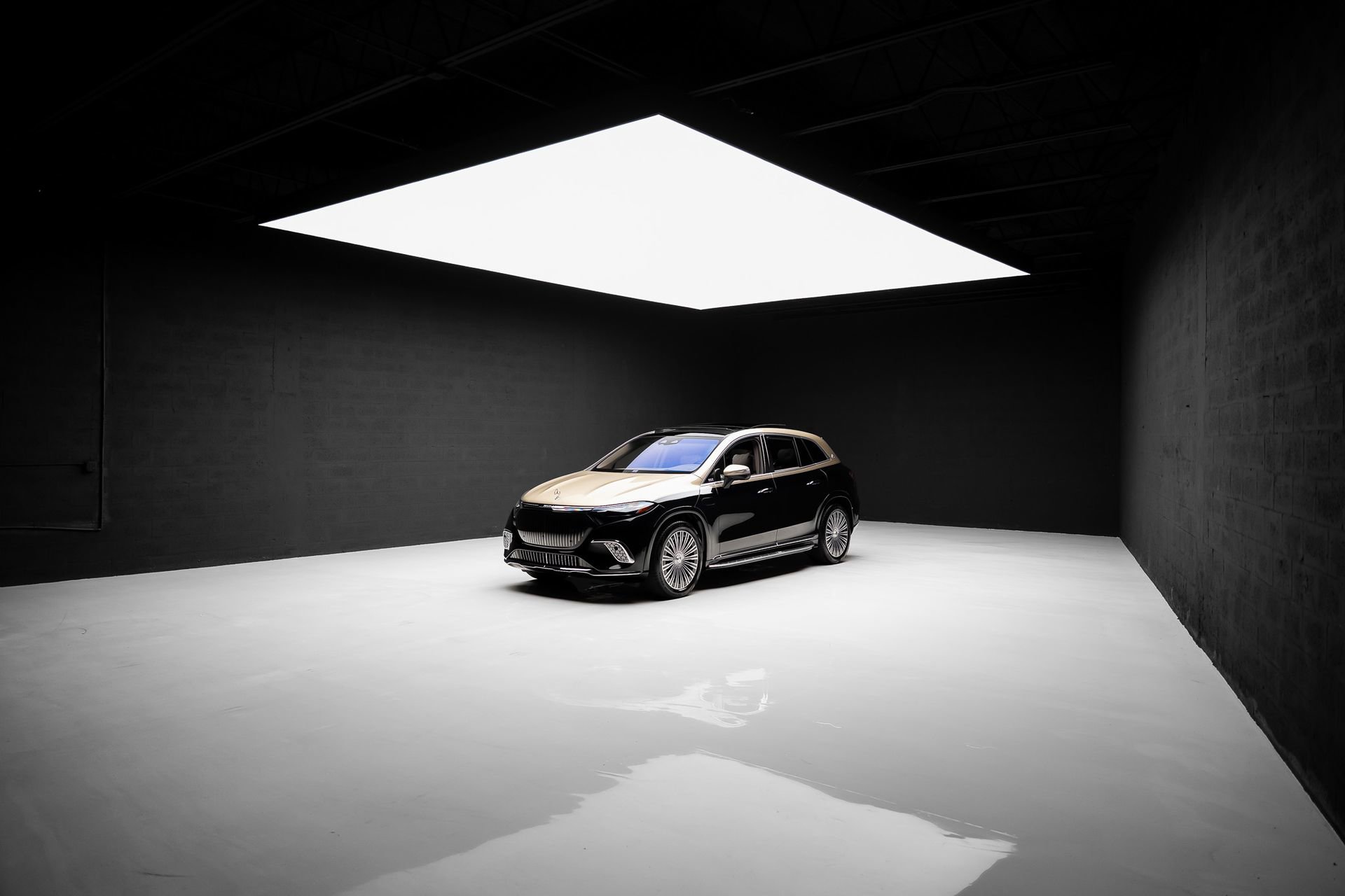 Used 2024 Mercedes-Benz Maybach EQS 680 4MATIC image 93