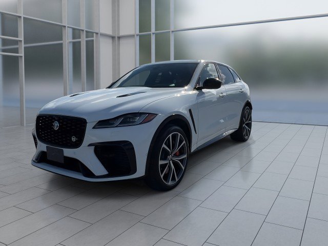 New 2026 Jaguar F-PACE SVR 575 Edition image 4