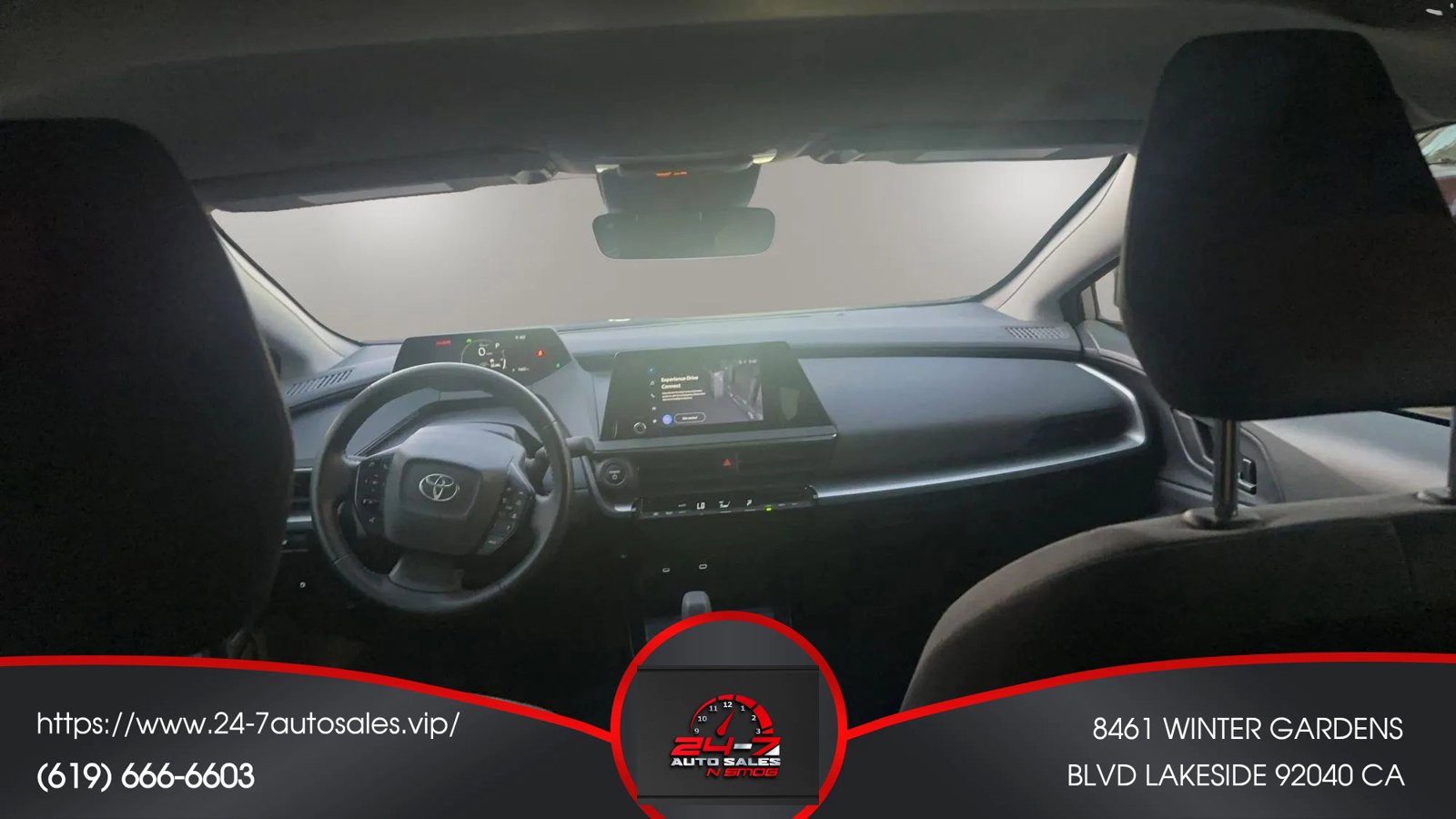 Used 2023 Toyota Prius LE FWD image 15