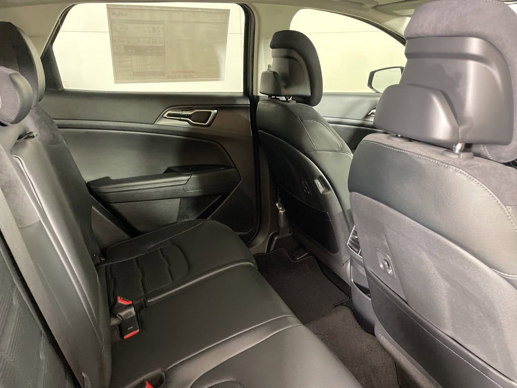 New 2026 Kia Sportage SX image 17