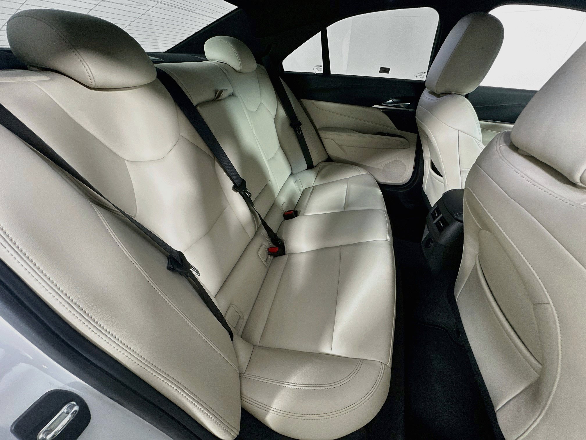 Used 2023 Cadillac CT4 Luxury RWD image 24