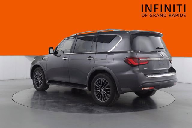 Used 2024 INFINITI QX80 Sensory AWD/4WD image 5
