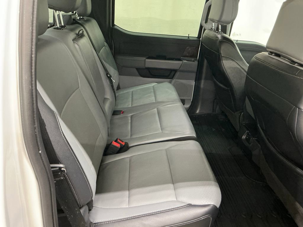 Used 2022 Ford F150 Lariat w/ Max Trailer Tow Package image 18