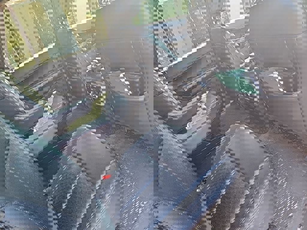 Certified 2020 Ford Expedition XLT w/ Equipment Group 202A image 6