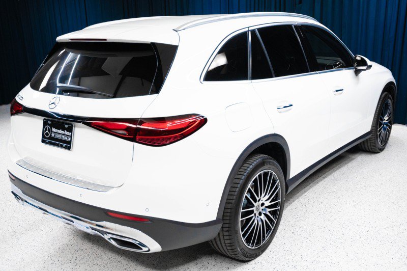 New 2026 Mercedes-Benz GLC 300 image 4
