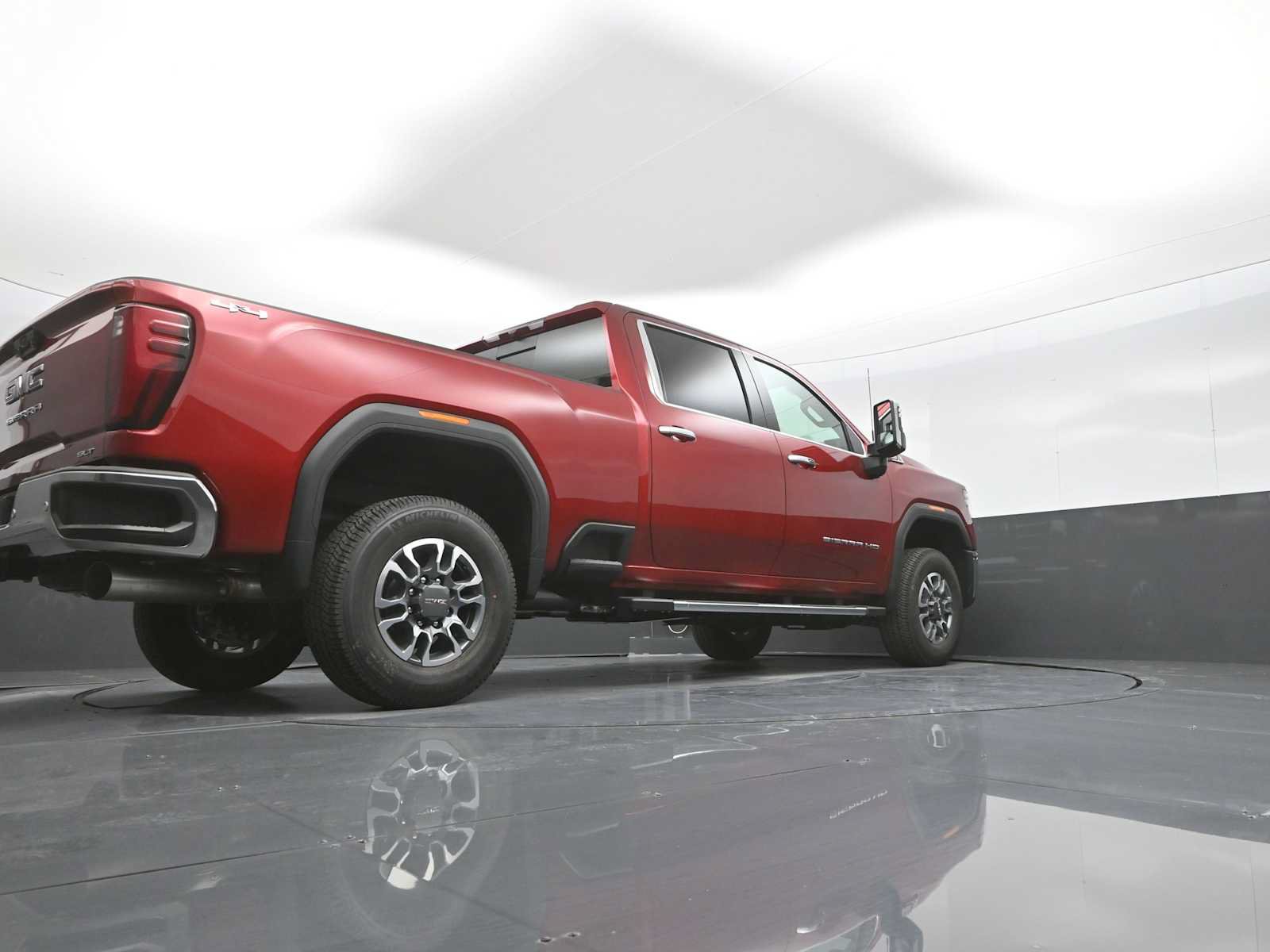 New 2026 GMC Sierra 2500 SLT w/ SLT Premium Package AWD/4WD image 37