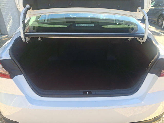 Used 2025 Toyota Camry LE FWD image 28