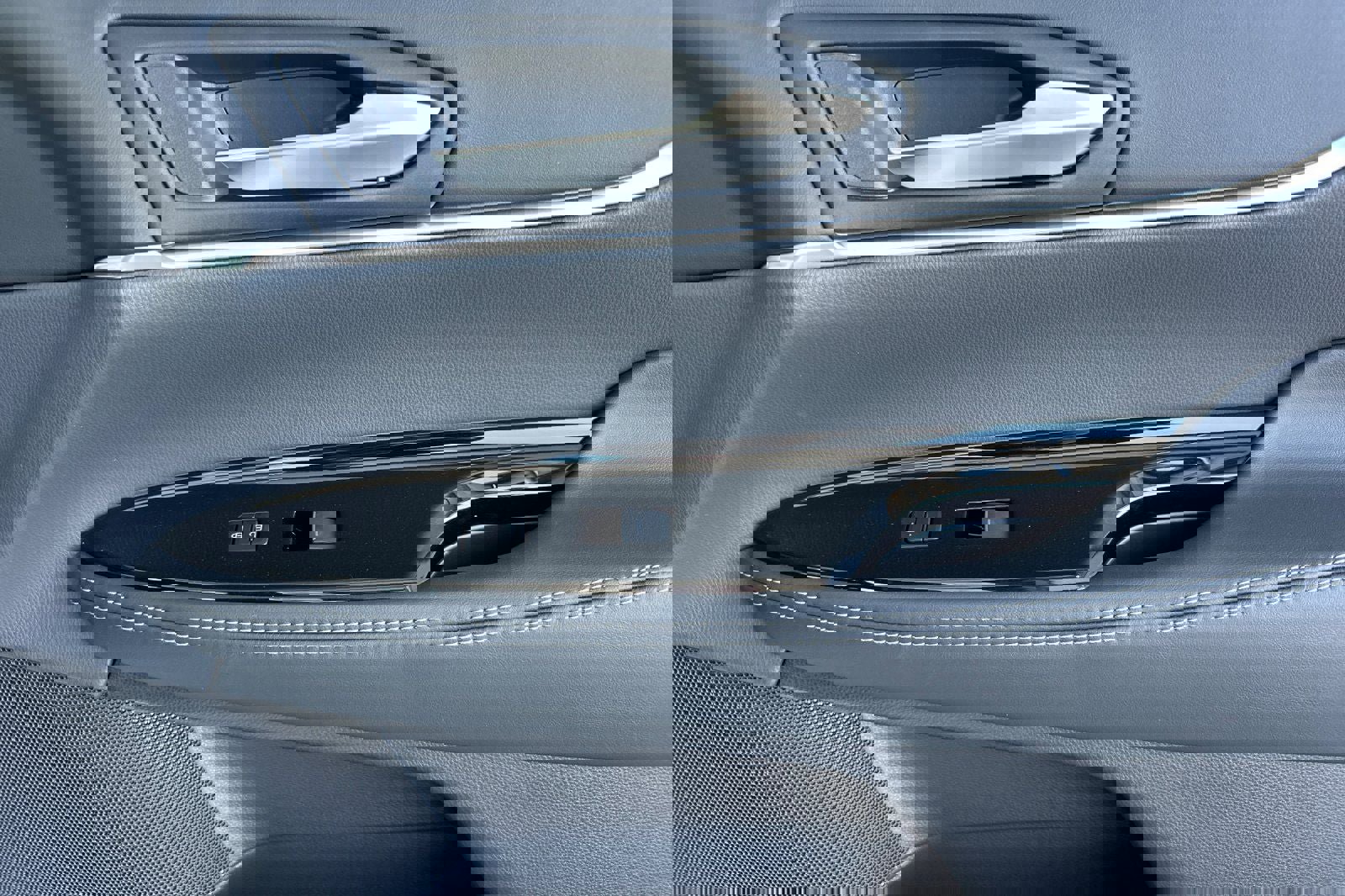 New 2026 Toyota Mirai XLE image 19