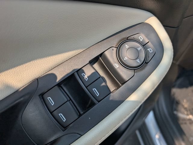 Used 2024 Buick Encore GX Avenir w/ Avenir Convenience Package FWD image 15