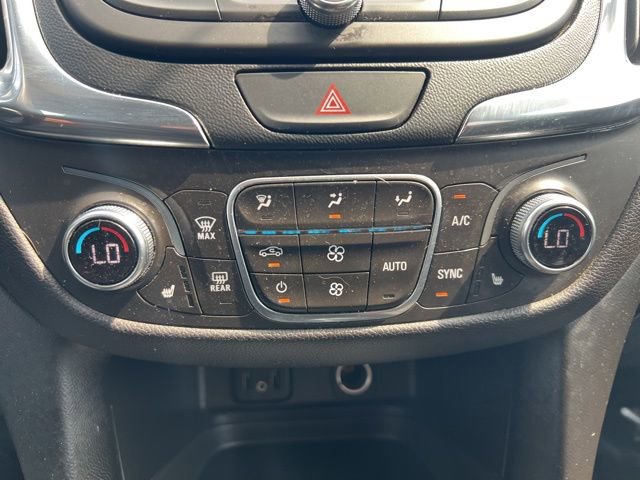 Used 2018 Chevrolet Equinox LT w/ Sun & Infotainment Package image 14