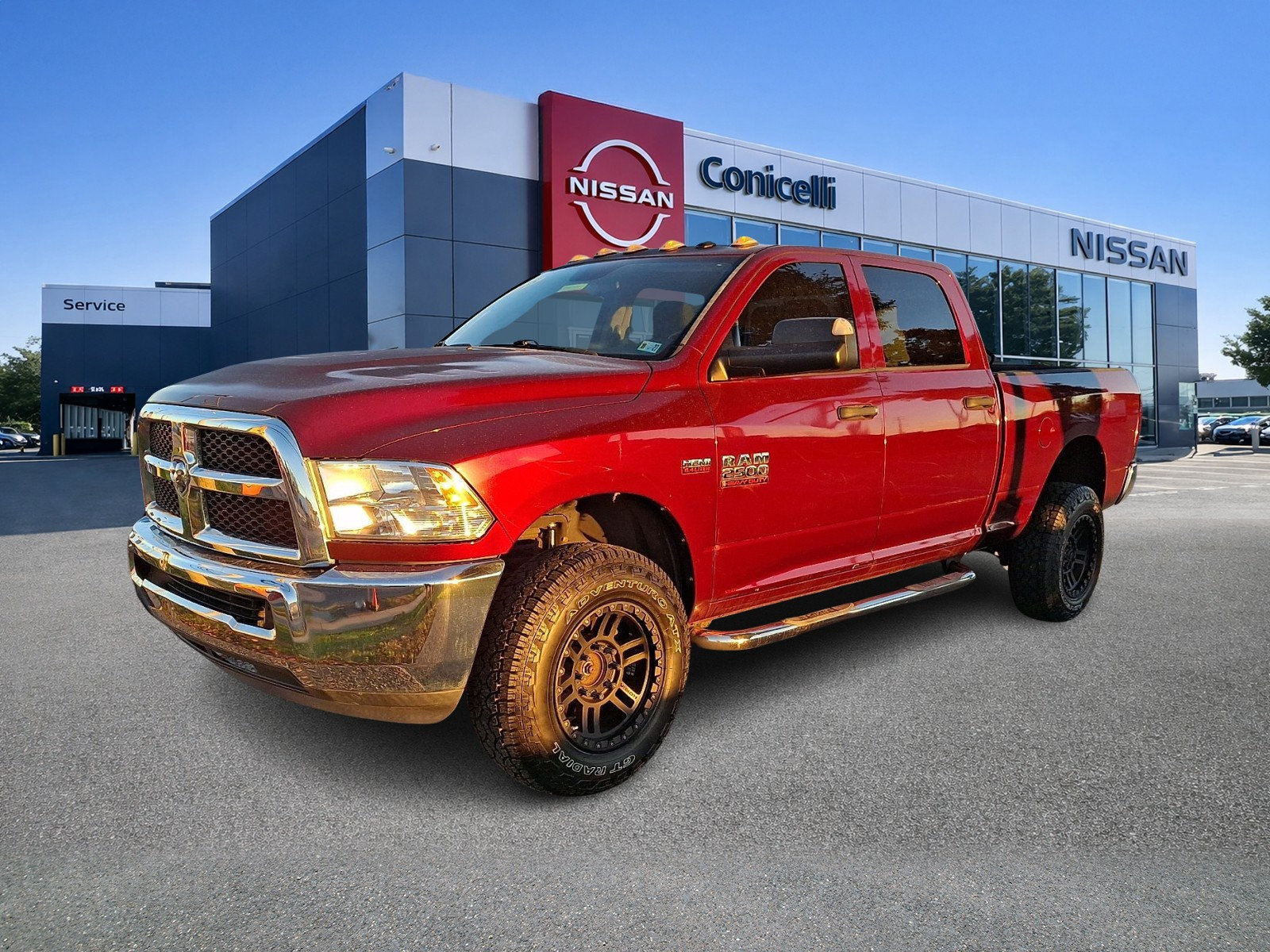 Used 2018 RAM 2500 Tradesman w/ Chrome Appearance Group AWD/4WD image 3