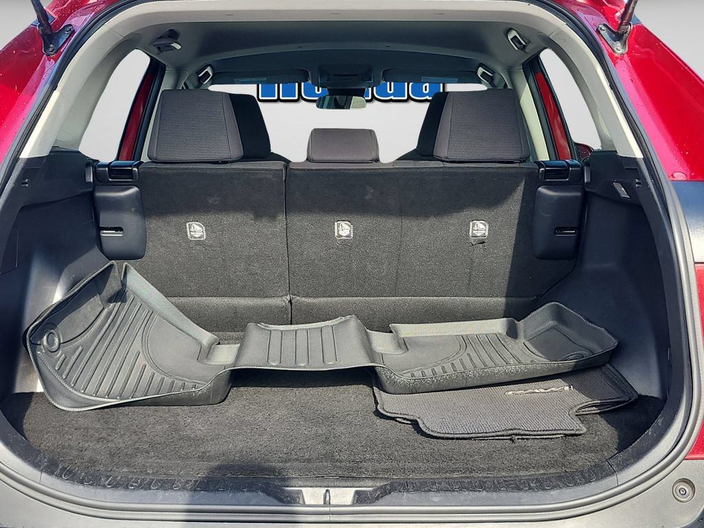 Used 2020 Toyota RAV4 LE FWD image 16